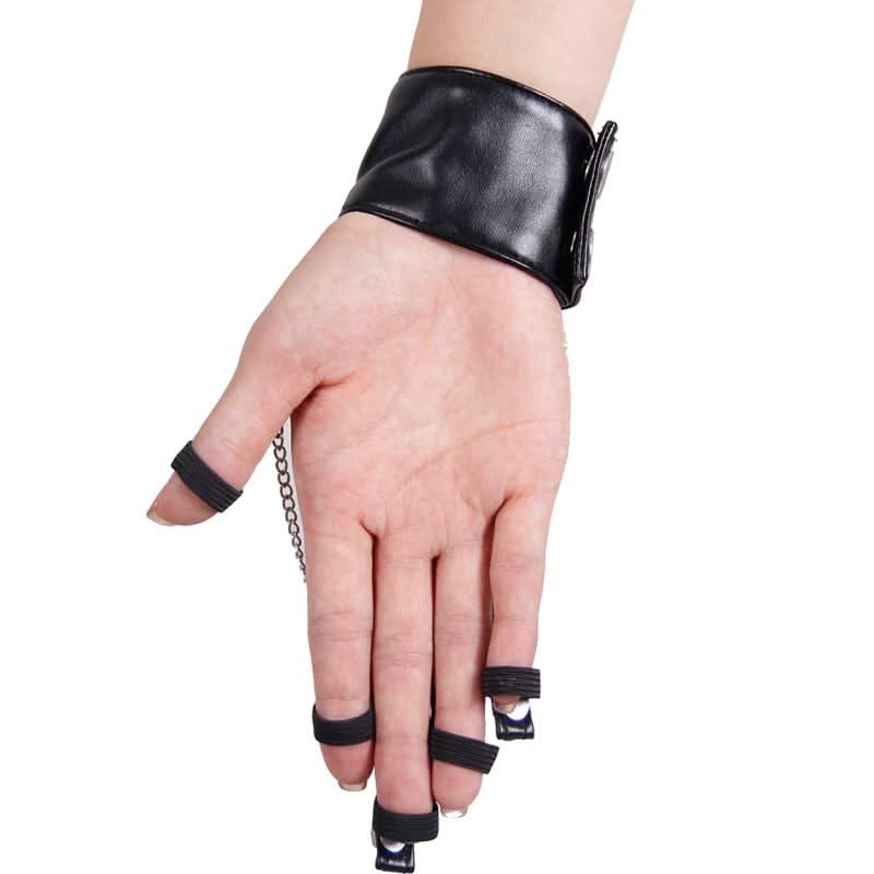 Devil Fashion Ghost Claw Metal Skull Leather Women Glove With Chains