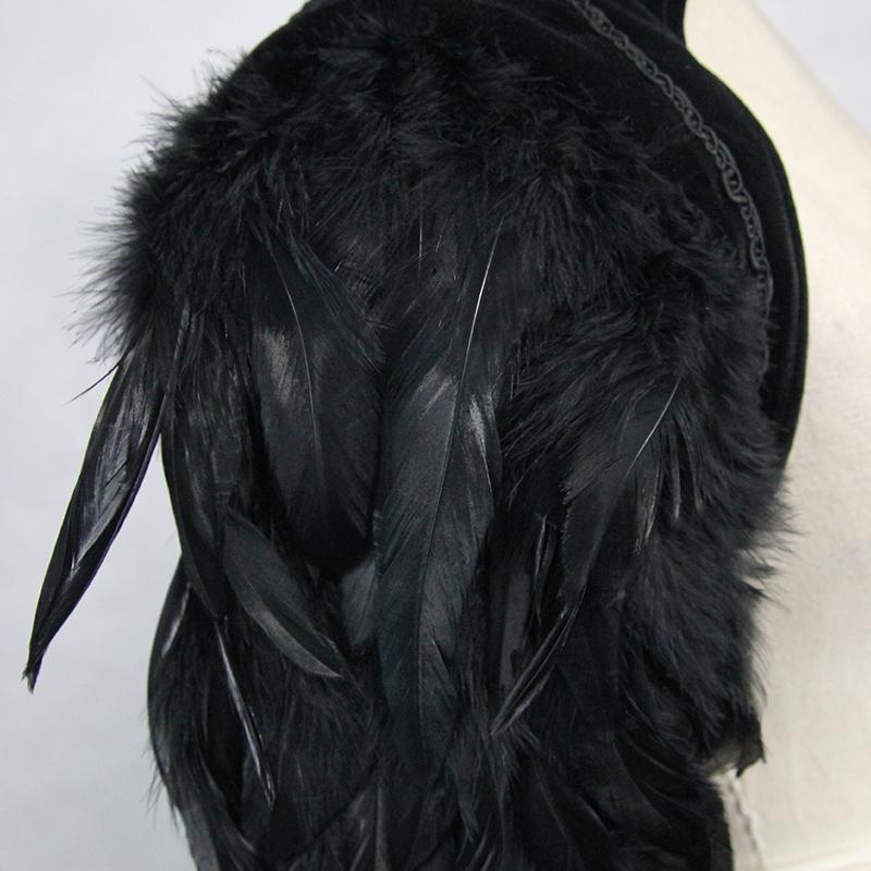 Gothic Sexy Ladies One Shoulder Feather Velveteen Collar With Metal Clasp