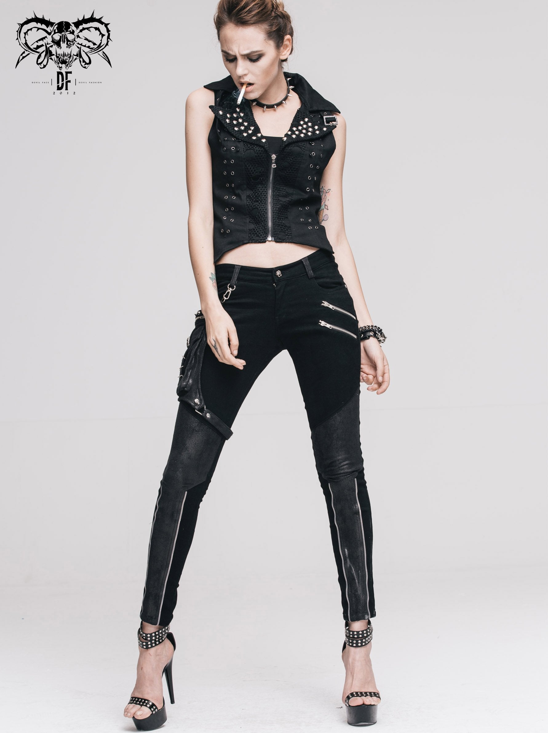 Daily Life Punk Women Black Trousers With Leg Bag 1